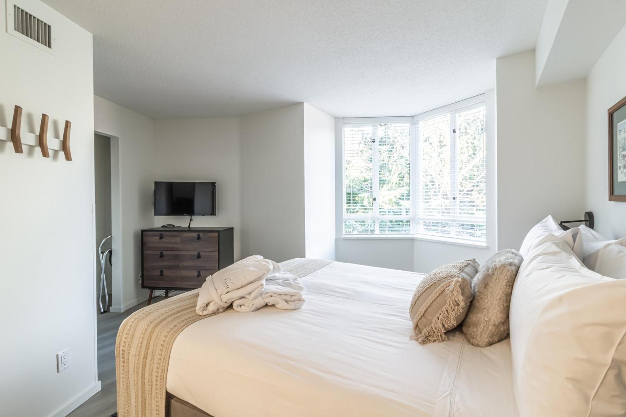 Cascade By Elevate Vacations Apartment Whistler Exterior photo