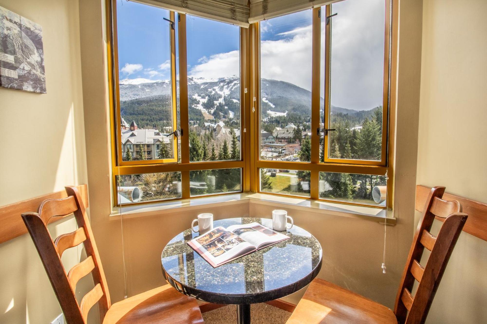 Cascade By Elevate Vacations Apartment Whistler Exterior photo