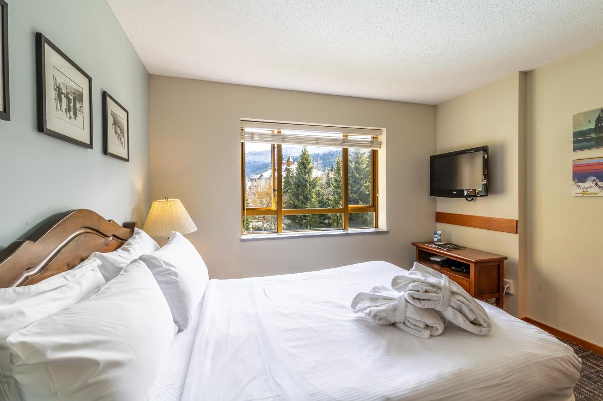 Cascade By Elevate Vacations Apartment Whistler Exterior photo