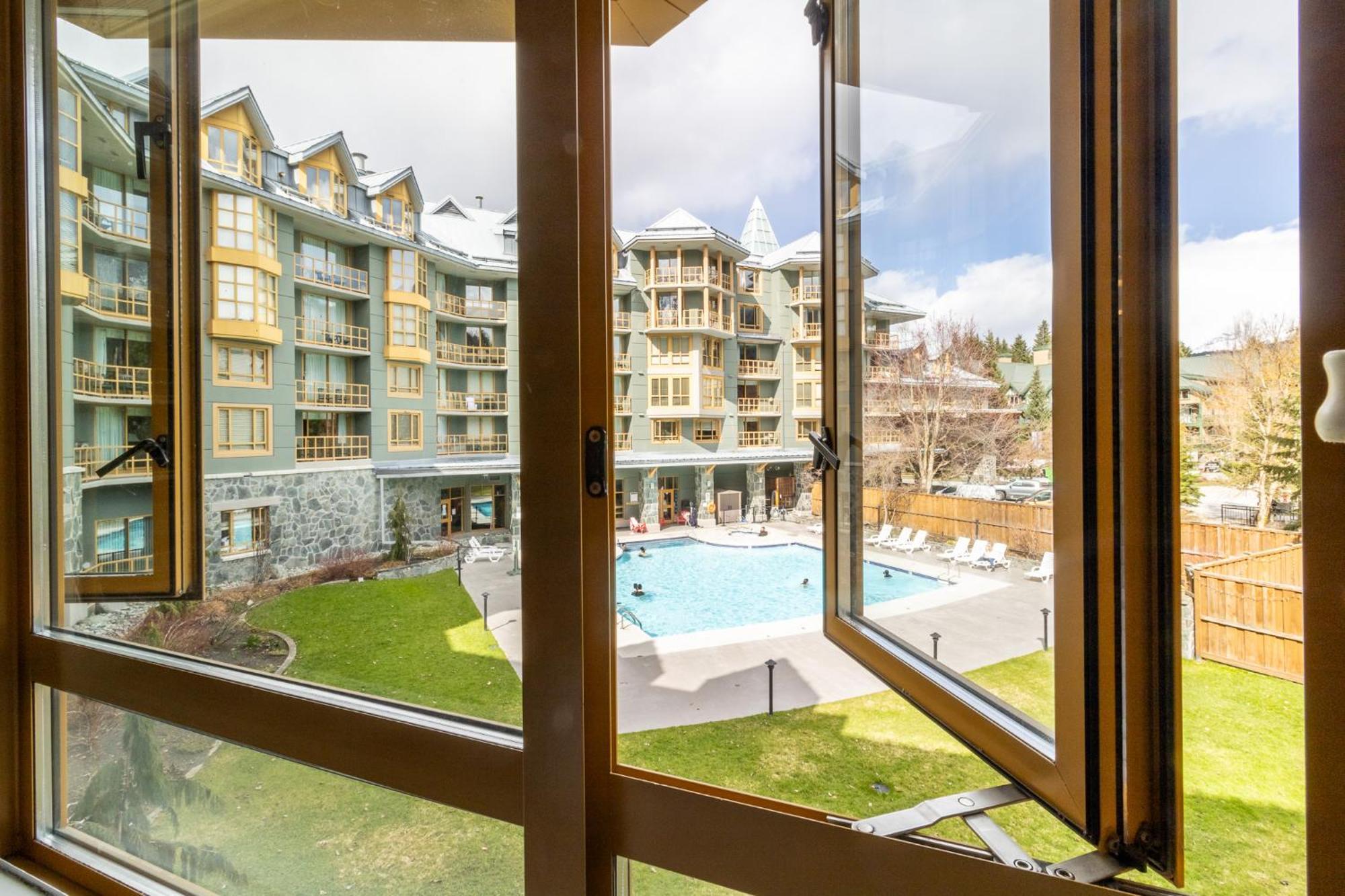 Cascade By Elevate Vacations Apartment Whistler Exterior photo