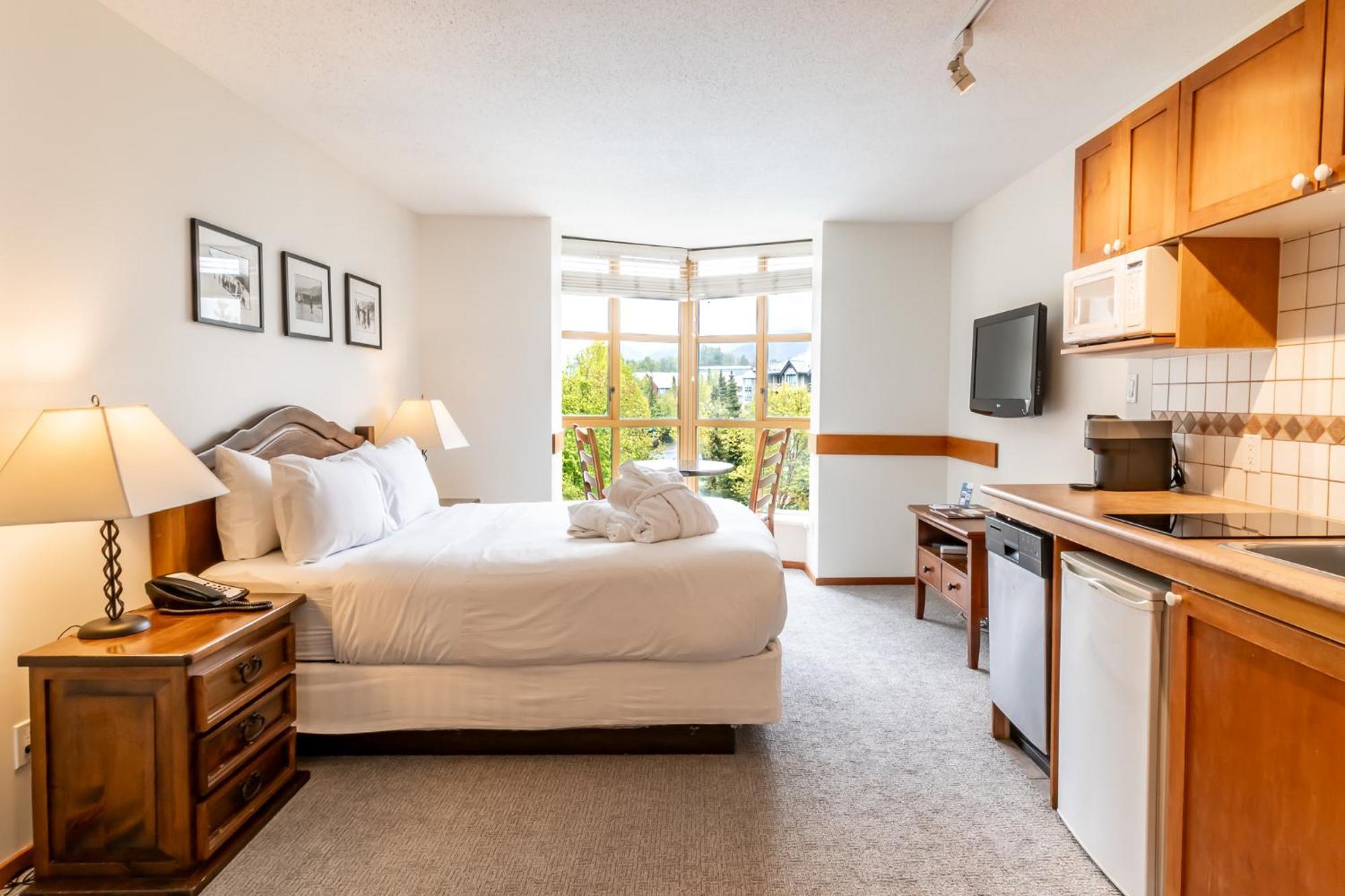 Cascade By Elevate Vacations Apartment Whistler Exterior photo