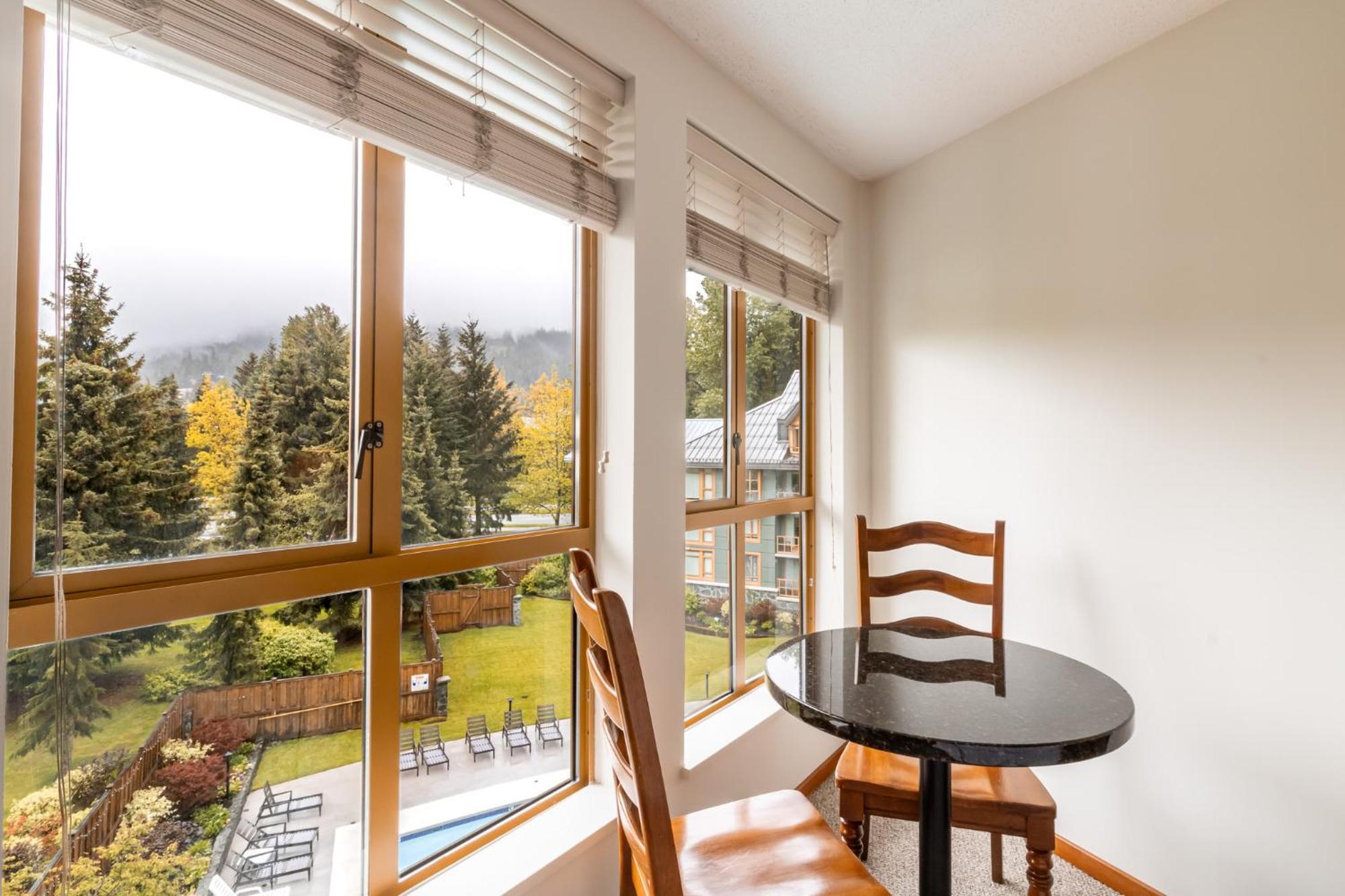 Cascade By Elevate Vacations Apartment Whistler Exterior photo