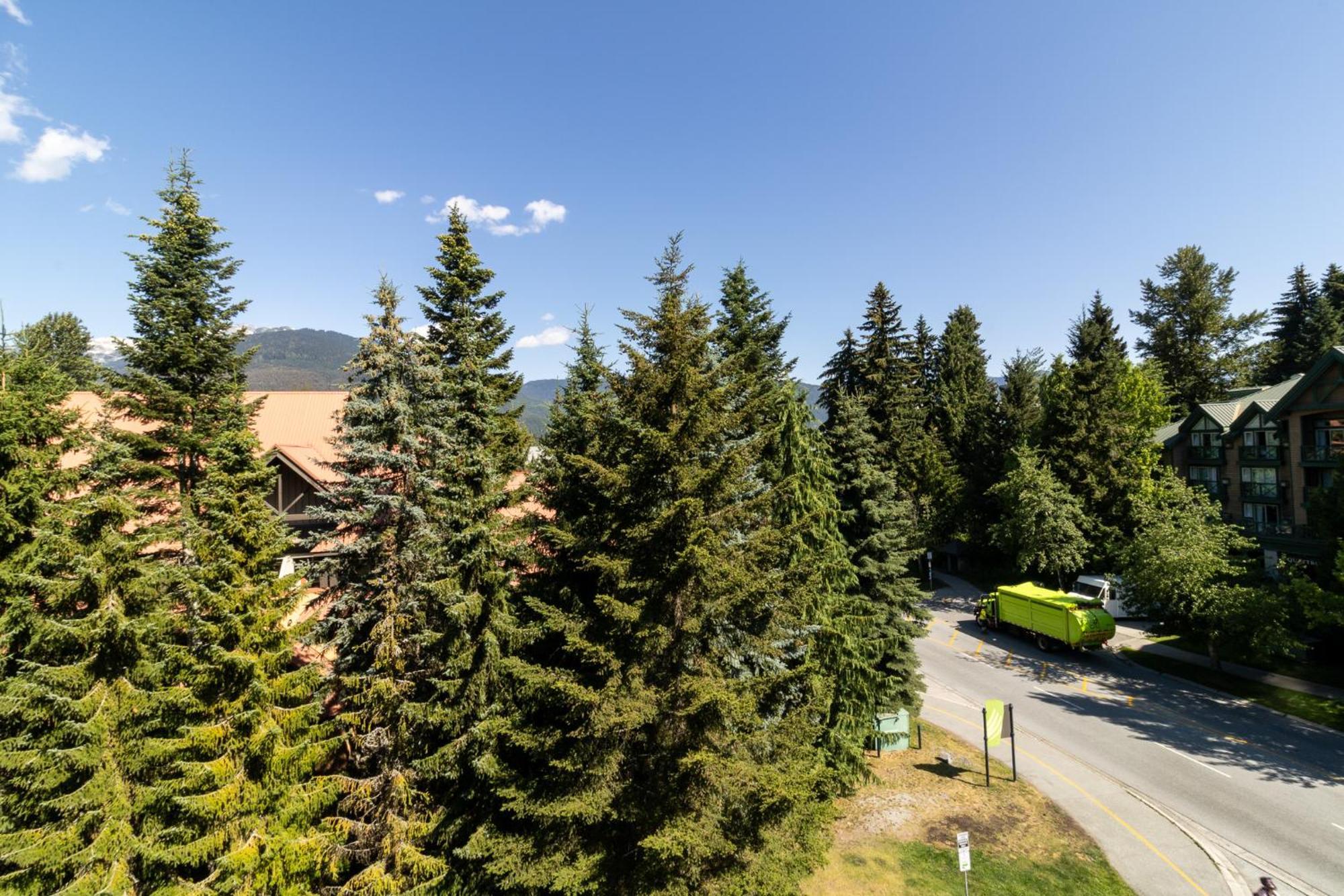 Cascade By Elevate Vacations Apartment Whistler Exterior photo